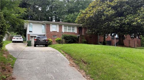 2732 Oldknow Dr Nw, ATLANTA, GA, 30318-7241 | Card Image