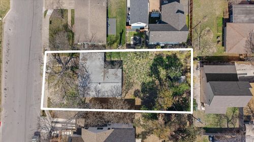 8017 Lazy Ln, Austin, TX, 78757-8315 | Card Image