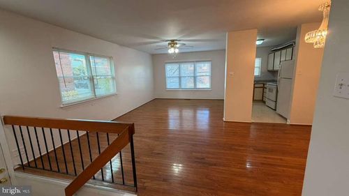 a-1564 Stoney Ln, PHILADELPHIA, PA, 19115-4279 | Card Image