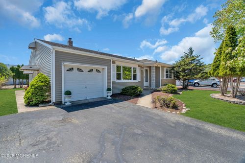 50 Oakfield Rd, Toms River, NJ, 08757-6362 | Card Image