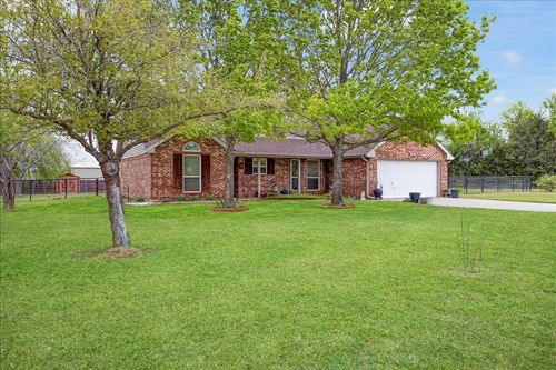 105 Mulberry Dr, Trenton, TX, 75490-9761 | Card Image