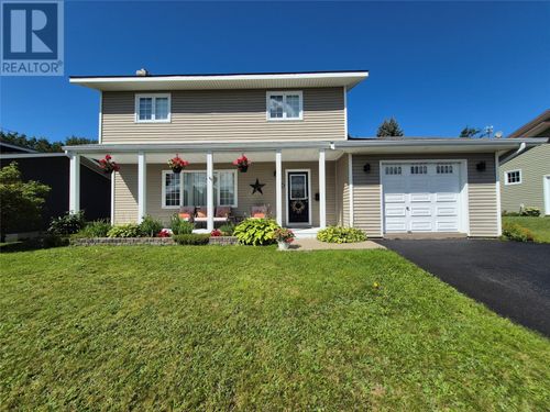 23 Sheppard Street, Grand Falls Windsor, NL, A2A2S1 | Card Image