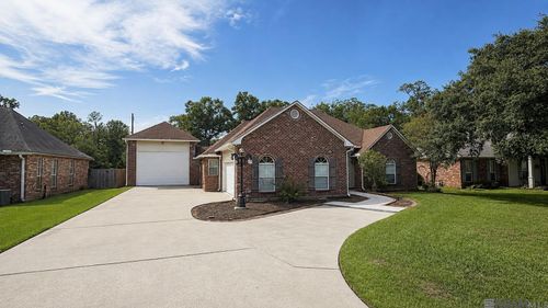 30125 Oak Shadow Dr, Walker, LA, 70785-7222 | Card Image