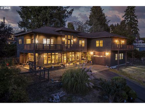 4701 Ne Neotsu Dr, Neotsu, OR, 97364-9767 | Card Image