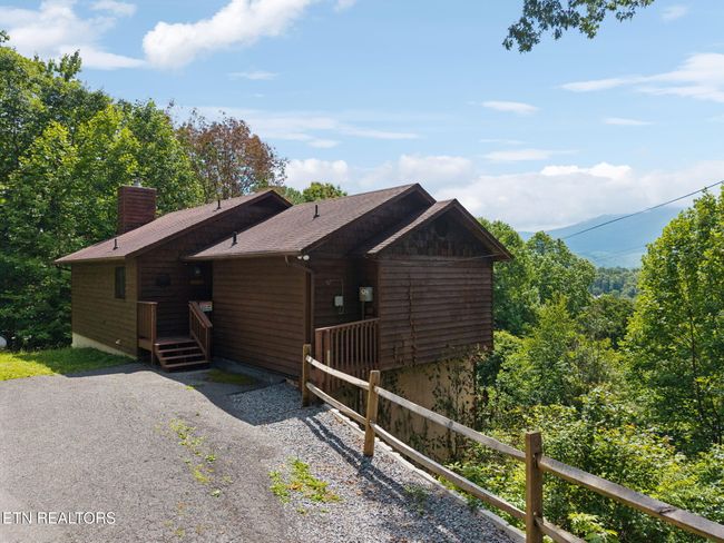 860 Heiden Dr, House other with 2 bedrooms, 2 bathrooms and null parking in Gatlinburg TN | Image 4