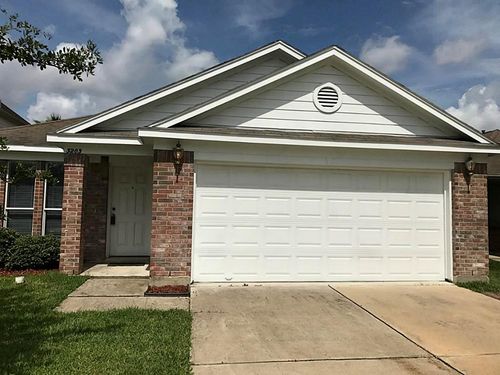 3203 Barkers Crossing Ave, Houston, TX, 77084-1611 | Card Image
