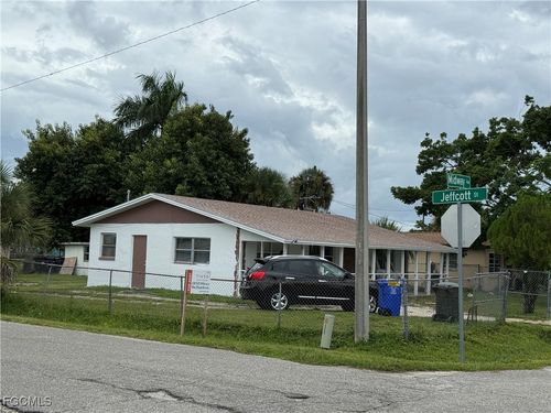 2629 Midway Ave, Fort Myers, FL, 33916-5717 | Card Image