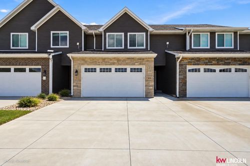 1871 Titan Pl, Hickman, NE, 68372-9740 | Card Image