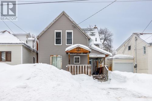 38 Algoma Ave, Sault Ste. Marie, ON, P6B2P7 | Card Image