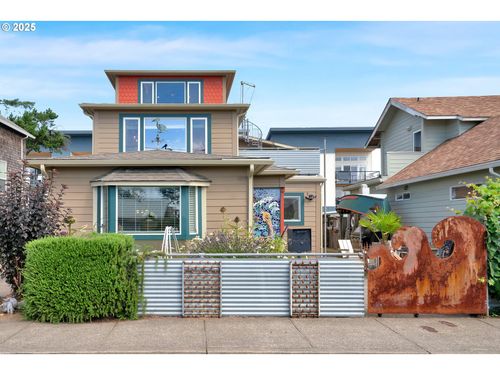 923 Sw 50th St, Lincoln City, OR, 97367-1313 | Card Image