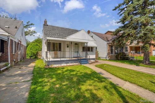 6349 Heyden St, Dearborn Heights, MI, 48127-2617 | Card Image