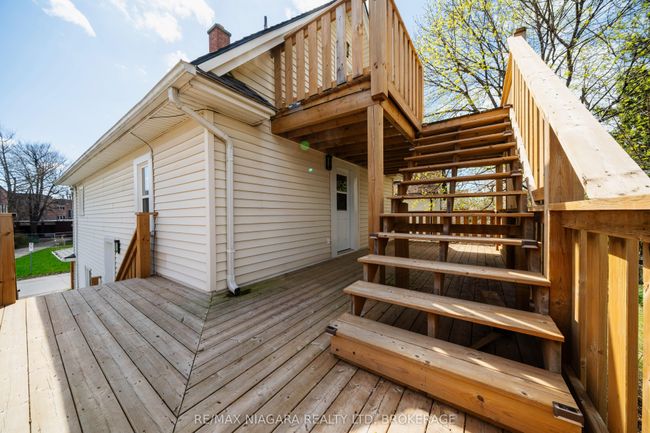 4749 Epworth Cir, House other with 4 bedrooms, 3 bathrooms and 4 parking in Niagara Falls ON | Image 43