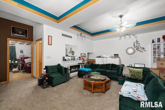 911 Cardinal Dr, House other with 3 bedrooms, 3 bathrooms and null parking in Maquoketa IA | Image 13
