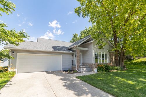 2416 E Hickory Blvd, Greenfield, IN, 46140-8018 | Card Image