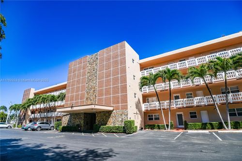 apt-303-201 Se 11th Ter, Dania Beach, FL, 33004-4435 | Card Image