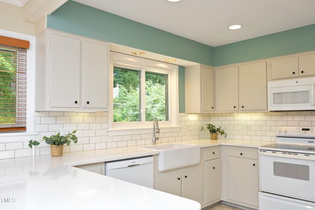 Owner's Walk-In Closet | Image 23