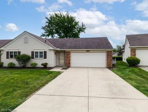 170 Sturbridge Dr, Medina, OH, 44256-2858 | Card Image