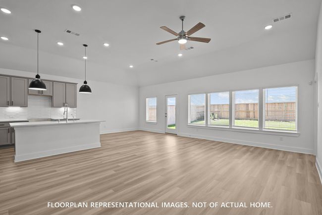 978 Garden Path Dr, House other with 4 bedrooms, 3 bathrooms and 2 parking in Willis TX | Image 7