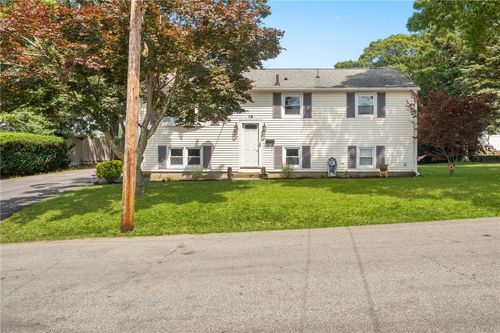 19 Cantara St, West Warwick, RI, 02893-1802 | Card Image