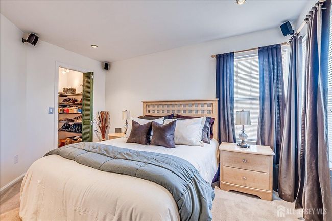 55 Renaissance Ln, Townhouse with 2 bedrooms, 2 bathrooms and null parking in New Brunswick NJ | Image 22