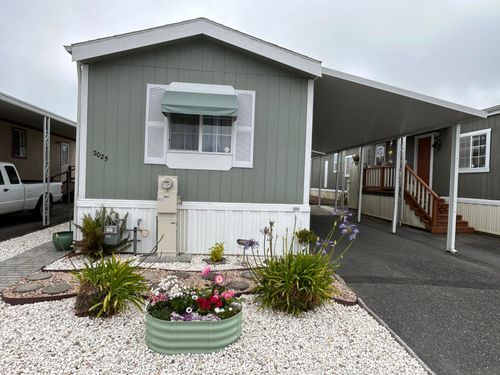 2025 Hummingbird Dr, McKinleyville, CA, 95519-3983 | Card Image