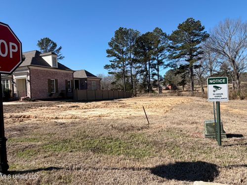 131 Commonwealth Dr, Madison, MS, 39110-1108 | Card Image