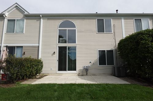 1709 Spaulding Rd, Bartlett, IL, 60103-1223 | Card Image