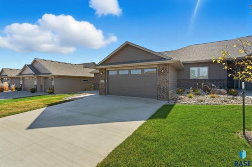 2427 E Joshua Cir Circle, Sioux Falls, SD, 57108 | Card Image