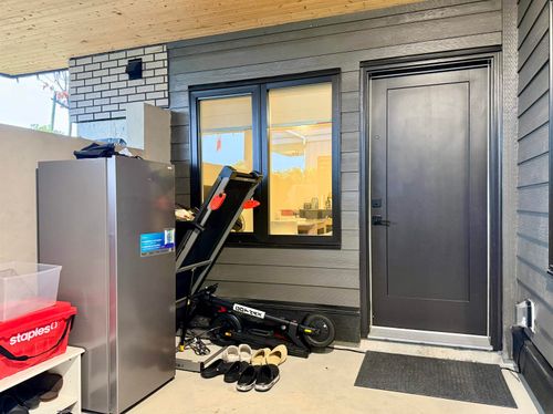 901 Jackson Cres, New Westminster, BC, V3L4S1 | Card Image