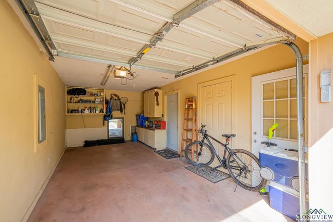 1303 Garner Ln, House other with 3 bedrooms, 2 bathrooms and null parking in Longview TX | Image 25