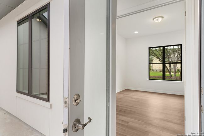 8166 Blue Oak, House other with 4 bedrooms, 5 bathrooms and null parking in Garden Ridge TX | Image 25