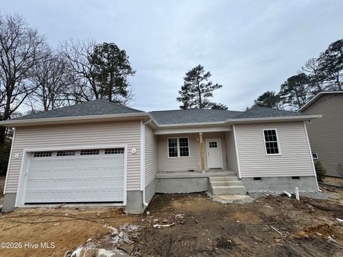 401 James St, Vass, NC, 28394-9465 | Card Image