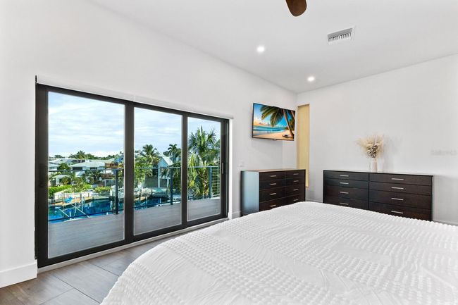 201 N Harbor Dr, House other with 5 bedrooms, 4 bathrooms and null parking in HOLMES BEACH FL | Image 68