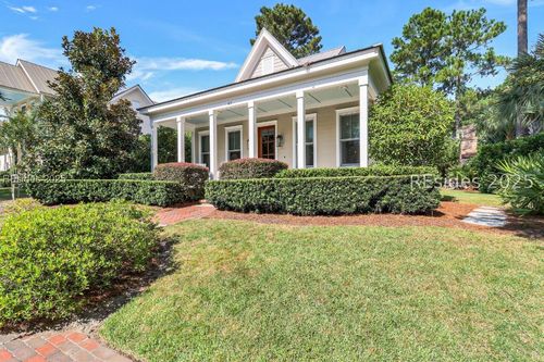 65 Red Knot Rd, Bluffton, SC, 29910-8387 | Card Image