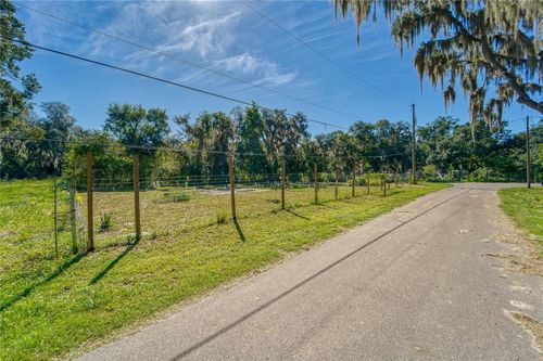 3533 Jordan Rd, DOVER, FL, 33527-4217 | Card Image
