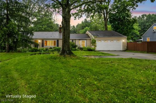 8743 Usher Rd, Olmsted Twp, OH, 44138-2105 | Card Image