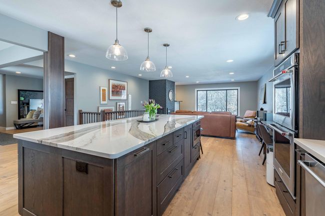 kitchen island | Image 19