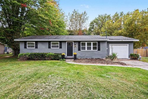 3905 Lauckner Ln, Freeland, MI, 48623-9300 | Card Image