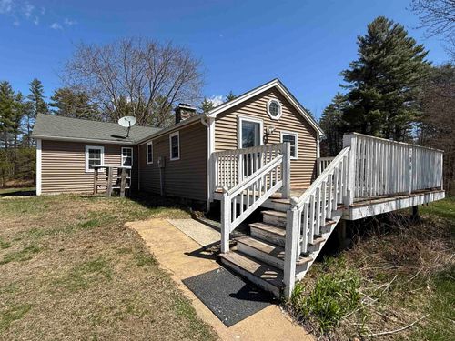 206 S Barnstead Road, Barnstead, NH, 03225 | Card Image