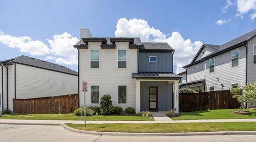 2133 Bird St, Fort Worth, TX, 76111-1324 | Card Image