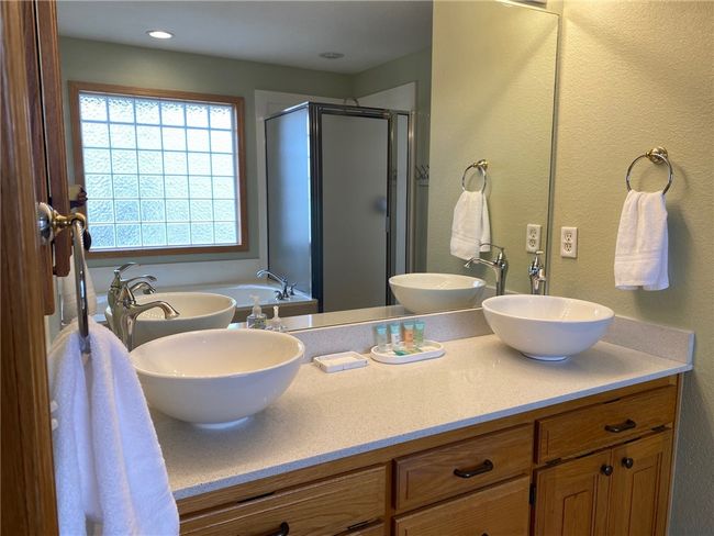 primary bath | Image 23