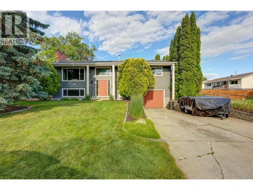 2141 Kaslo Crt, Kelowna, BC, V1Y8B9 | Card Image