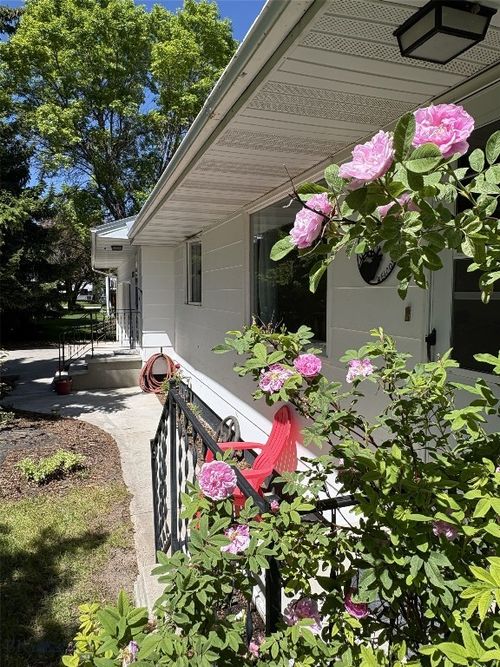 6235 Leonard St, Manhattan, MT, 59741-8438 | Card Image