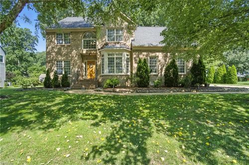 111 Sandalwood Ln, Yorktown, VA, 23693-2580 | Card Image