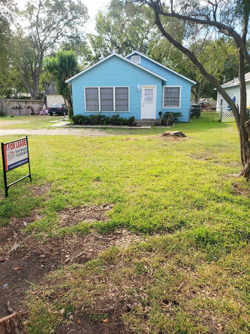 2506 Pearland Ave, Pearland, TX, 77581-4030 | Card Image