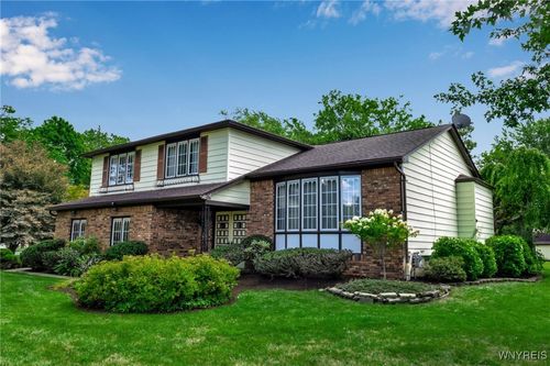 201 Gaylord Ct, Elma, NY, 14059-9437 | Card Image