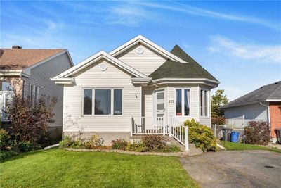 875 Pilon St, House other with 3 bedrooms, 1 bathrooms and 4 parking in Hawkesbury ON | Image 1