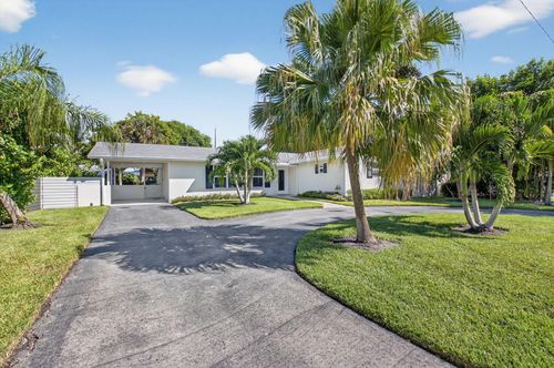 149 Se 27th Way, Boynton Beach, FL, 33435-7610 | Card Image