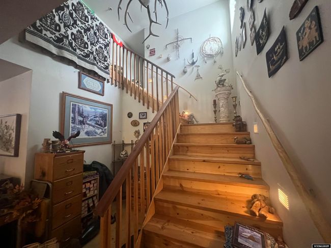 9706 9902 County Road 271, Home with 5 bedrooms, 3 bathrooms and null parking in Robertson WY | Image 24