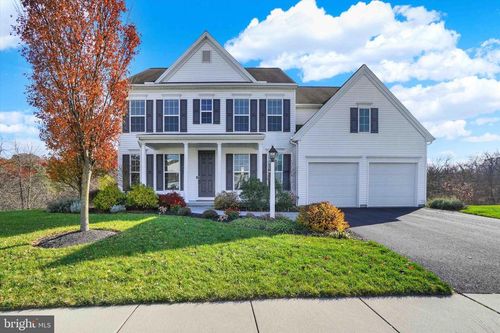 7035 Woodsman Dr, HARRISBURG, PA, 17111-5089 | Card Image